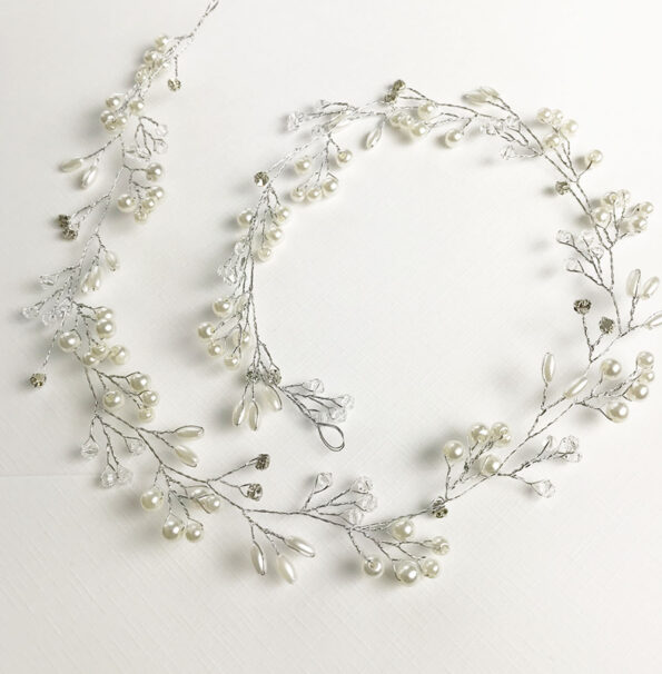 Headband fio de pérolas e strass para penteados