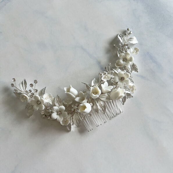 Pente Floral em Porcelana Prata